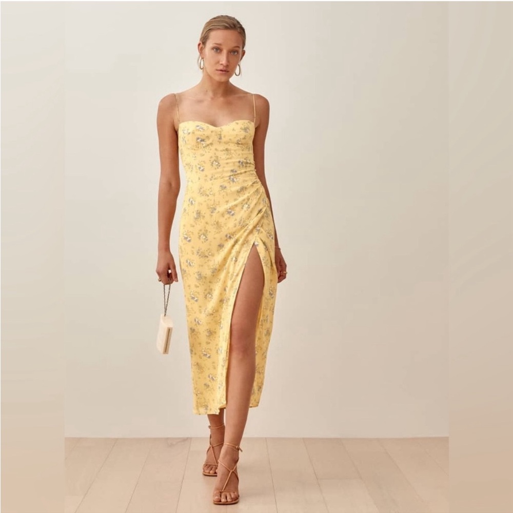 Reformation Dress - So girly and flattering